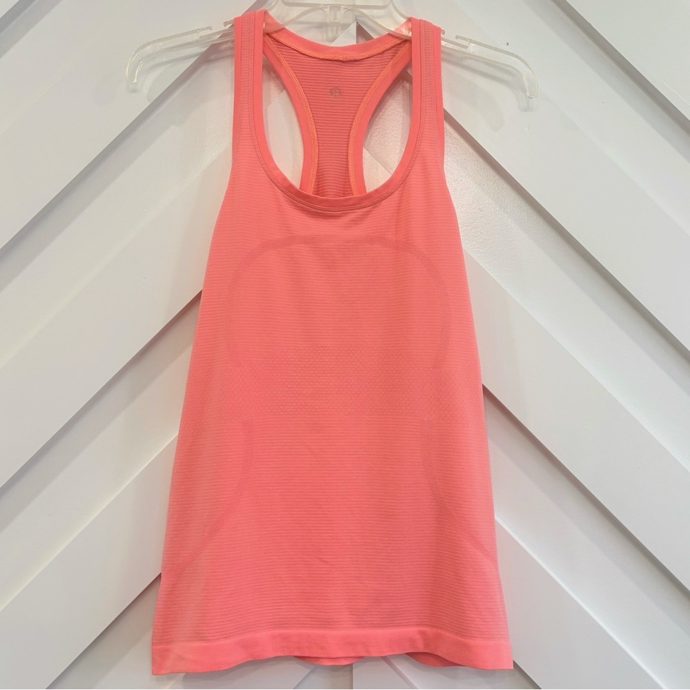 Lululemon Swiftly Tech Racerback Tank Top In Grapefruit Size 8